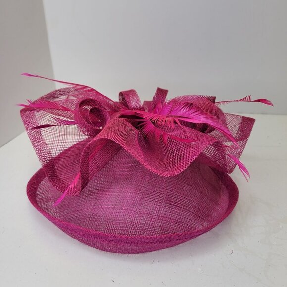 Magenta Purple Disc Fascinator with Upturned Brims Loops Bows and Feathers - Picture 12 of 14